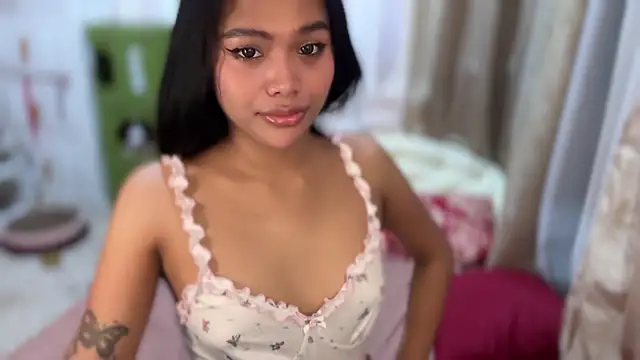 Yourbaby angelx online show from November 6, 2025, 5:00 am