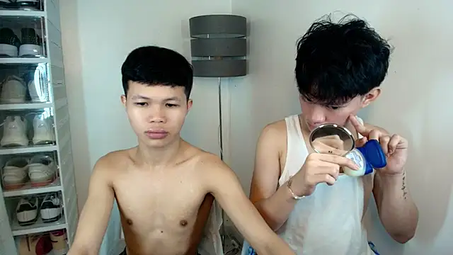 crazyasiantwink online show from September 26, 2025, 5:36 am