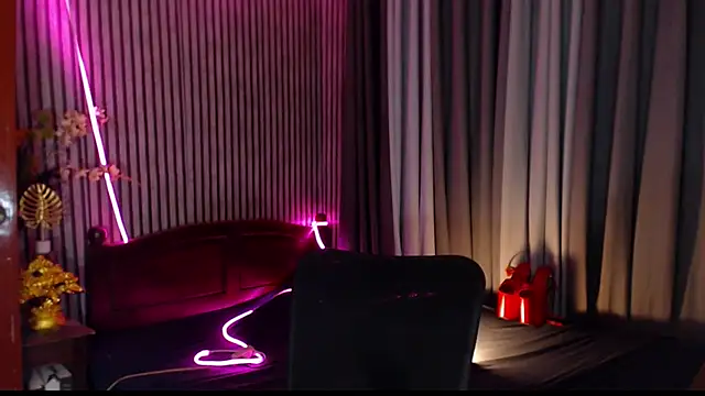 Snapshot of Unforgettablejulia chatting on January 18, 2026, 4:54 pm Unforgettablejulia online show from January 18, 2026, 4:54 pm