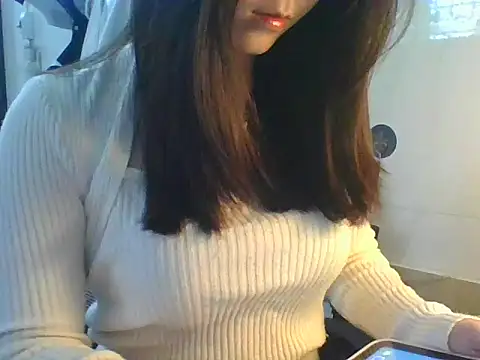 Linzly online show from December 1, 2025, 2:45 am