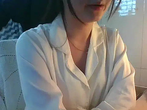 Linzly online show from December 18, 2025, 3:11 am