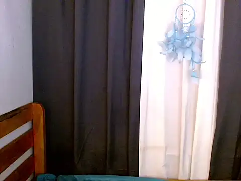 sexybabewarrior online show from November 12, 2025, 6:50 am