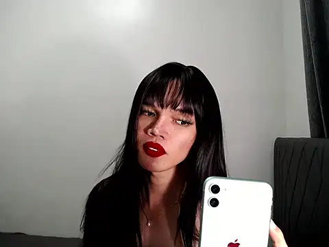 Snapshot of tscummeroverload4u chatting on November 25, 2025, 9:53 am tscummeroverload4u online show from November 25, 2025, 9:53 am