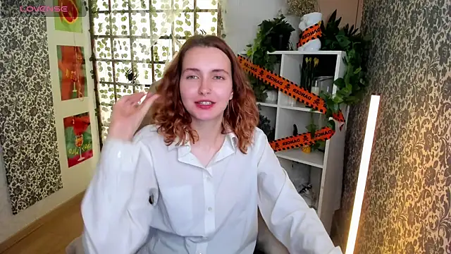 Elis Cherry online show from November 12, 2025, 2:26 am