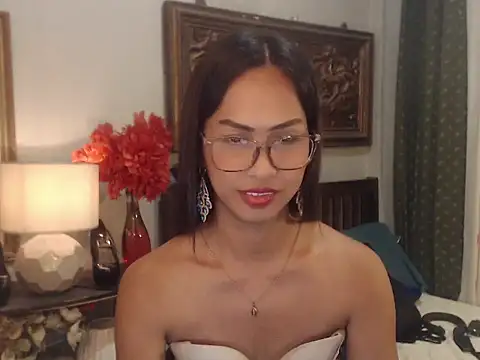 Snapshot of Nathalieheartt chatting on July 28, 2026, 3:21 pm Nathalieheartt online show from July 28, 2026, 3:21 pm