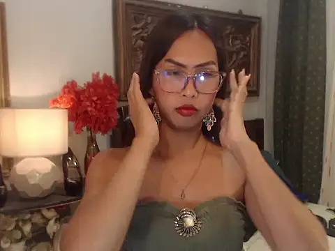 Snapshot of Nathalieheartt chatting on July 29, 2026, 1:54 pm Nathalieheartt online show from July 29, 2026, 1:54 pm