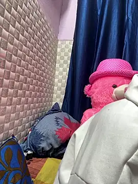 Hot Jaanvi  online show from February 14, 2026, 4:23 am