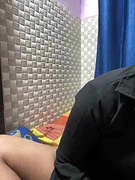 Hot Jaanvi  online show from April 12, 2026, 3:48 pm