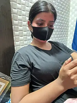 Hot Jaanvi  online show from April 3, 2026, 5:19 pm