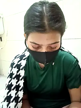 Hot Jaanvi  online show from November 15, 2025, 5:00 am