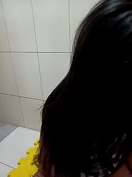 Hot Jaanvi  online show from October 21, 2025, 5:45 pm