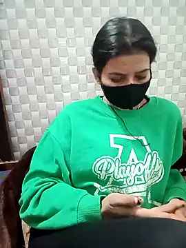 Hot Jaanvi  online show from November 21, 2025, 5:34 pm