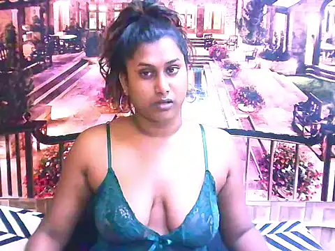 IndianChocolatepie4u online show from October 22, 2025, 6:40 pm