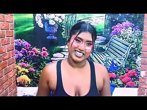 IndianChocolatepie4u online show from November 1, 2025, 3:24 am