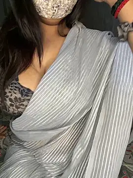 prisha944 online show from December 1, 2025, 4:13 am