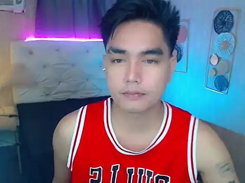 Snapshot of JakeXolsen chatting on October 23, 2025, 4:49 pm JakeXolsen online show from October 23, 2025, 4:49 pm