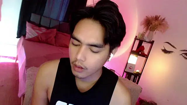 Snapshot of JakeXolsen chatting on September 12, 2025, 10:42 pm JakeXolsen online show from September 12, 2025, 10:42 pm