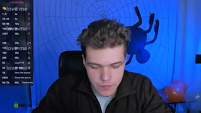 lucas long  online show from October 27, 2025, 9:54 am