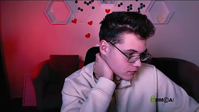 lucas long  online show from October 7, 2025, 7:15 pm