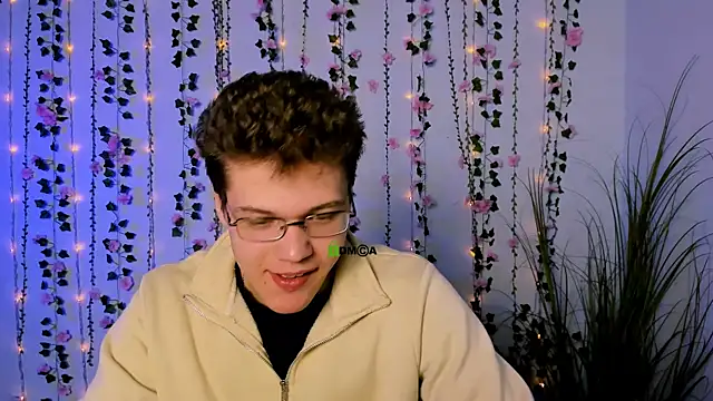 lucas long  online show from September 17, 2025, 5:20 am