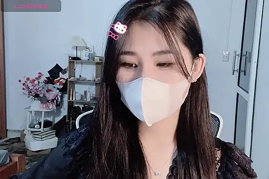    Daisy    online show from November 4, 2025, 4:22 pm