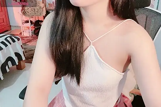    Daisy    online show from October 12, 2025, 2:46 am