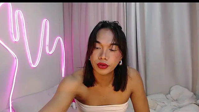 Herbielustts online show from September 30, 2025, 5:52 pm