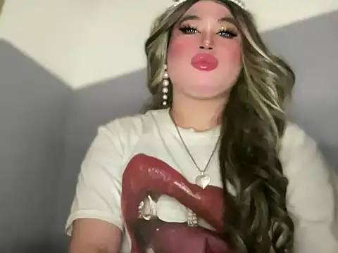 Naughtyrosecum online show from October 18, 2025, 5:04 pm