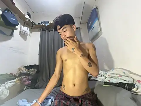 ur little secret online show from January 15, 2026, 9:23 am