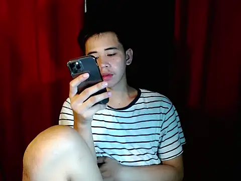 urasianbigcock online show from October 31, 2025, 11:11 pm