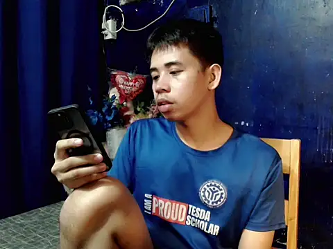 urasianbigcock online show from November 4, 2025, 1:37 pm