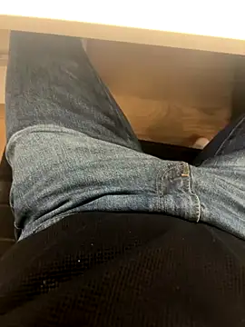 Big Nick00 online show from November 7, 2025, 3:27 pm