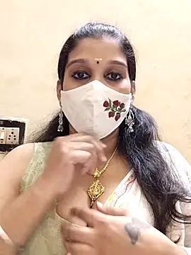 amelia-rani online show from November 23, 2025, 6:29 pm