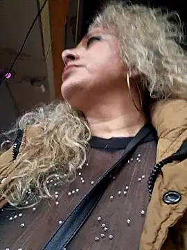 sofiacurvy 45 online show from November 30, 2025, 12:22 am