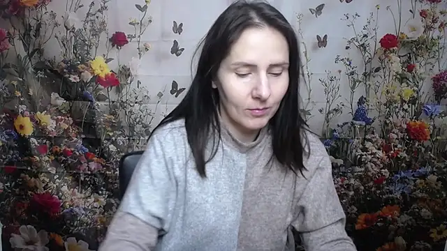 KarinaSwann online show from October 7, 2025, 5:19 am