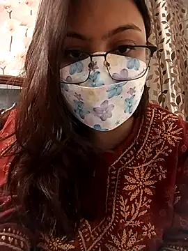 colleen hoover online show from November 25, 2025, 4:29 pm