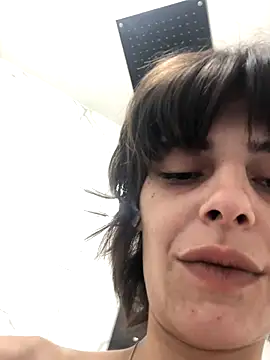 sweetchery999999 online show from October 29, 2025, 10:25 am