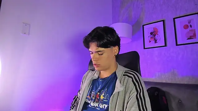 BenitoSaenz online show from September 23, 2025, 12:01 pm