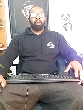 Snapshot of King_Malik chatting on October 21, 2025, 1:32 pm King Malik online show from October 21, 2025, 1:32 pm