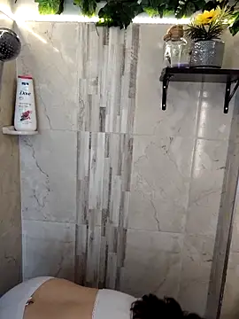 SeleneLuminari8 online show from September 11, 2025, 5:46 pm