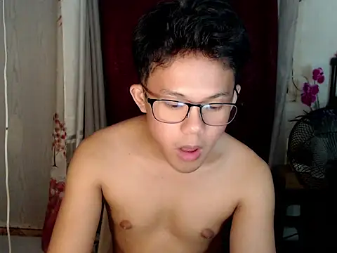 twink asianbunny online show from December 1, 2025, 4:19 pm