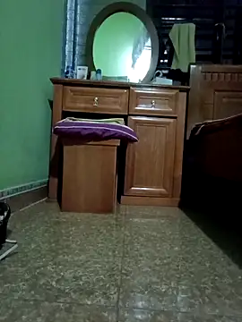 SexyQueen99 online show from December 1, 2025, 9:37 pm