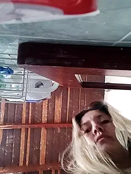 Snapshot of cameron_06 chatting on November 29, 2025, 5:02 pm cameron 06 online show from November 29, 2025, 5:02 pm