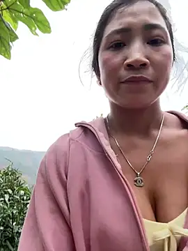 ThiHa003 online show from February 15, 2026, 8:35 am