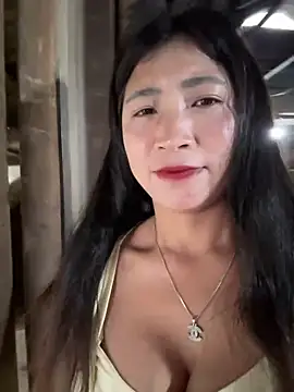 ThiHa003 online show from March 9, 2026, 4:27 am