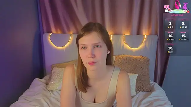 BeatrixCarIeton online show from September 23, 2025, 6:37 pm