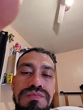 Snapshot of Cnutt310 chatting on February 12, 2026, 1:16 am Cnutt310 online show from February 12, 2026, 1:16 am