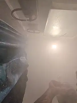 Snapshot of Cnutt310 chatting on February 21, 2026, 6:43 pm Cnutt310 online show from February 21, 2026, 6:43 pm