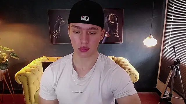 deivid parker online show from December 2, 2025, 2:08 pm