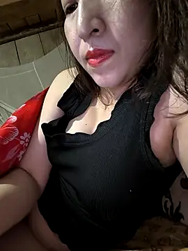 Ariana-Vy online show from February 15, 2026, 7:13 pm